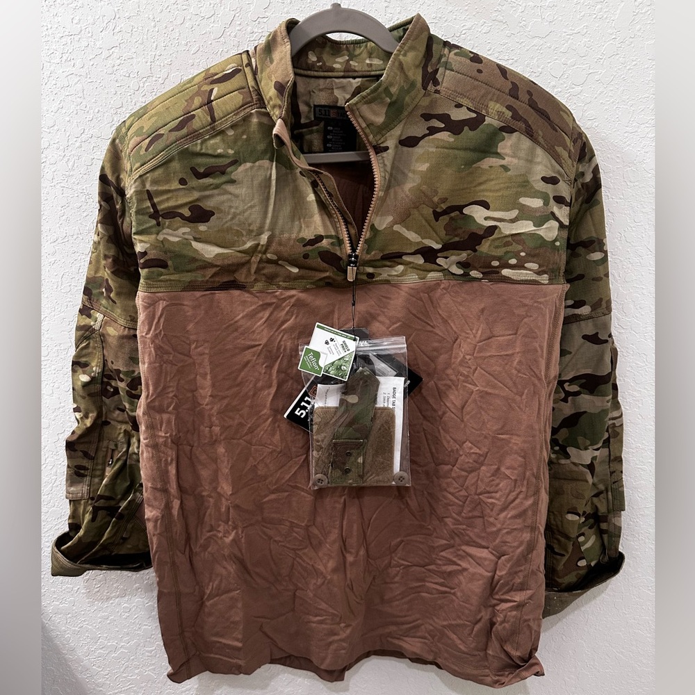 511 Tactical Shirt. Long Sleeve, Men‘s Large. New with Tags and extra Velcro.